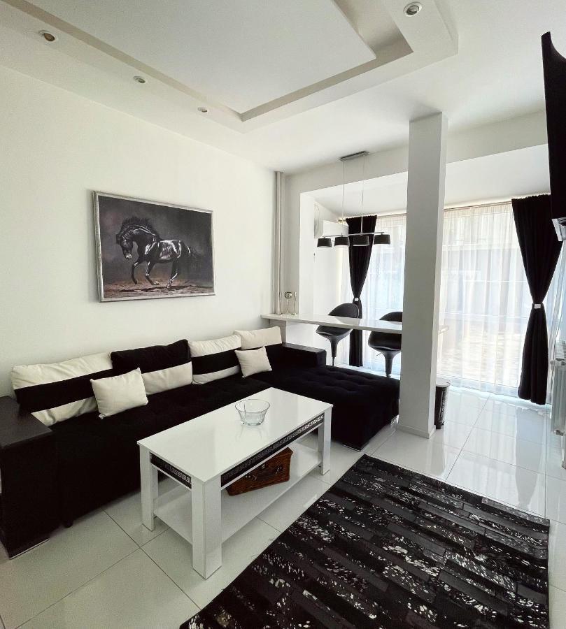 Zero-Waste Studio Apartment In Central ソフィア エクステリア 写真